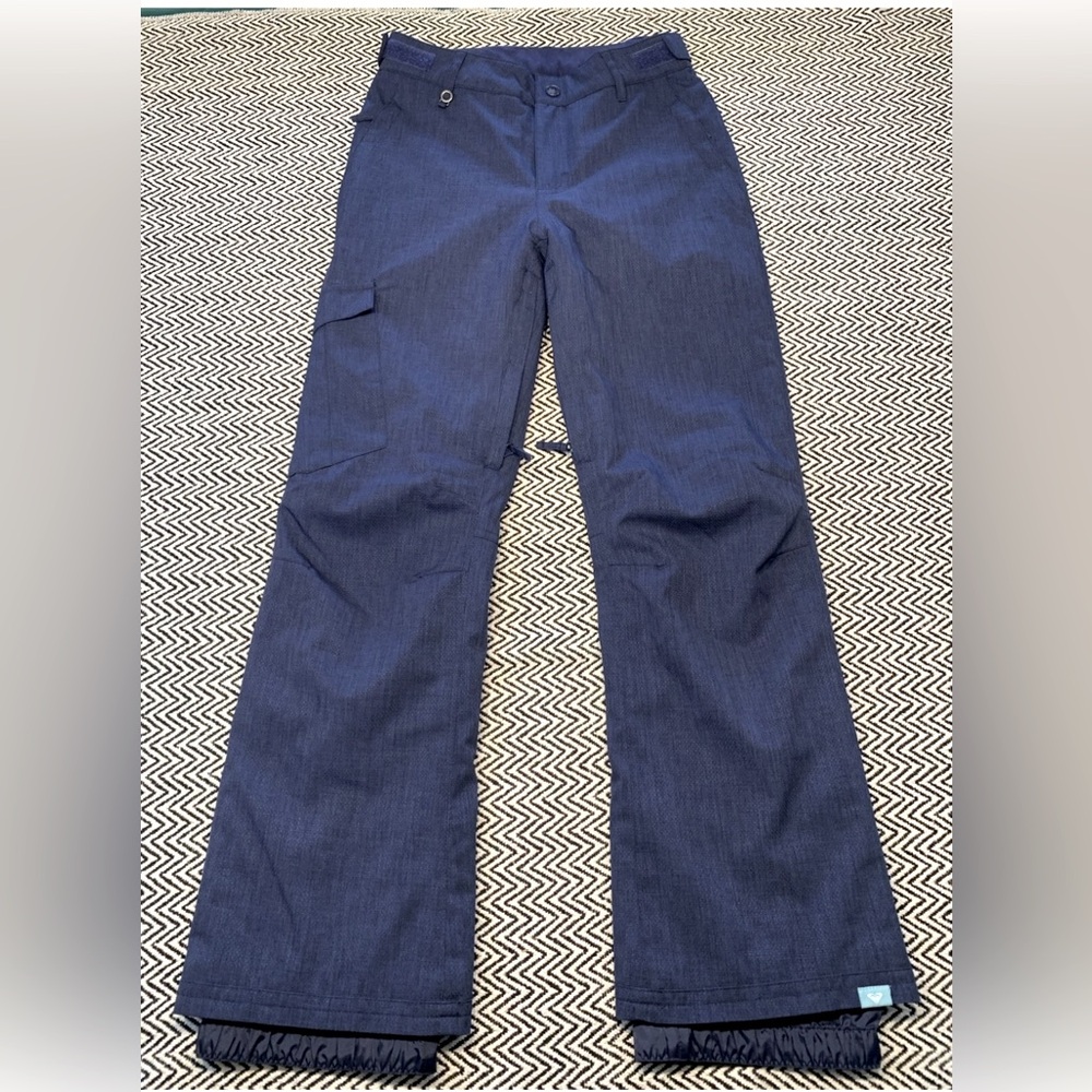 Roxy (Worn once) Backyard Ski/Snow/board Pants in Navy blue XXL 16. Like New.